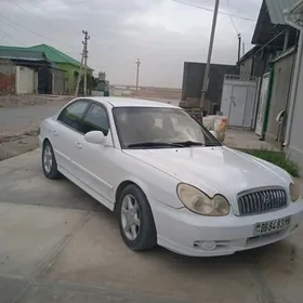 Hyundai Sonata 2001