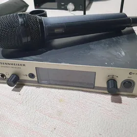 SENNHEISER