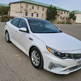 Kia Optima 2019
