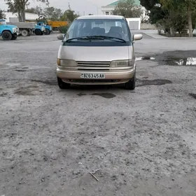 Toyota Previa 1991