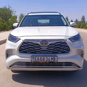 Toyota Highlander 2020