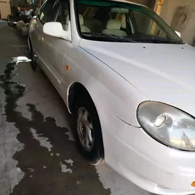 Daewoo Leganza 1998