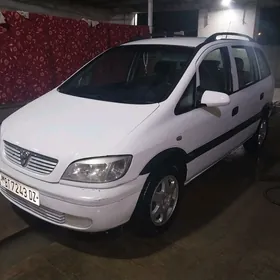 Opel Zafira 2001