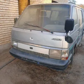 Toyota Hiace 1990