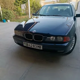 BMW E39 1998