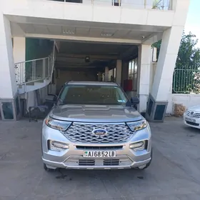 Ford Explorer 2022