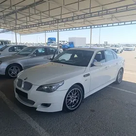 BMW E60 2004