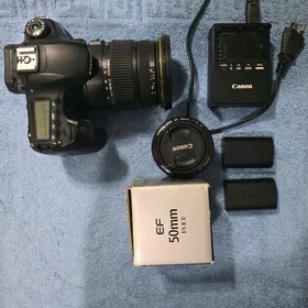 fotoaparat canon EOS 60D