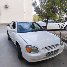 Hyundai Sonata 1999