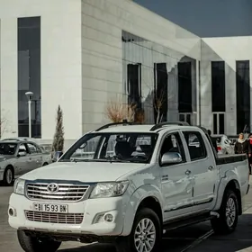 Toyota Hilux 2012