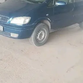 Opel Zafira 2002
