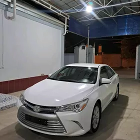 Toyota Camry 2015