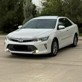 Toyota Camry 2017