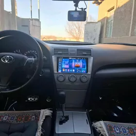 Toyota Camry 2011