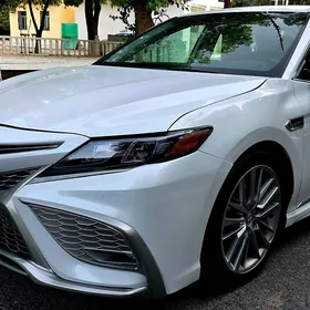 Toyota Camry 2022