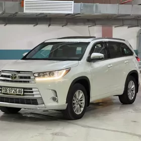 Toyota Highlander 2017