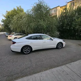 Hyundai Sonata 2020