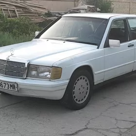 Mercedes-Benz 190E 1984