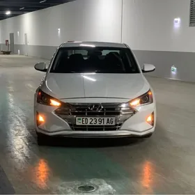 Hyundai Elantra 2020