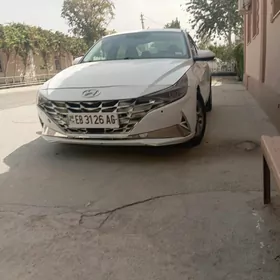 Hyundai Elantra 2021