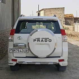 Toyota Land Cruiser Prado 2011