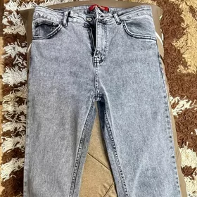 Продам джинсы