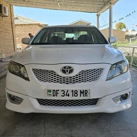 Toyota Camry 2011
