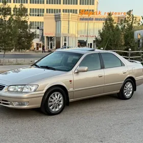 Toyota Camry 2001