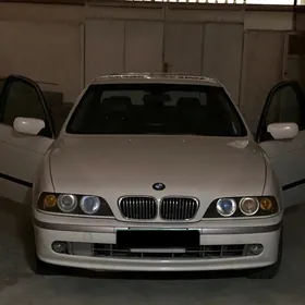 BMW E39 2002