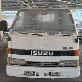 Isuzu VehiCROSS 1998