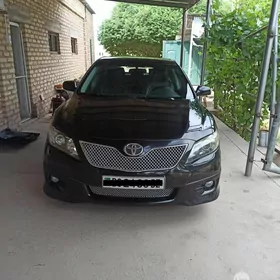 Toyota Camry 2010
