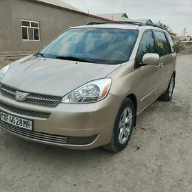 Toyota Sienna 2005