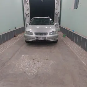 Toyota Camry 1999