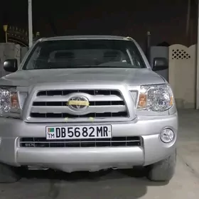 Toyota Tacoma 2010