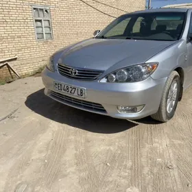Toyota Camry 2003