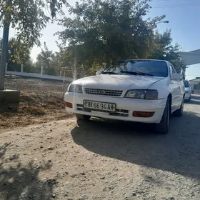Toyota Corona 1994