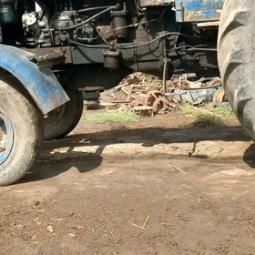 MTZ T-28 1998
