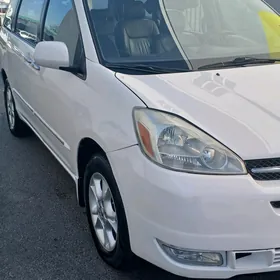 Toyota Sienna 2004