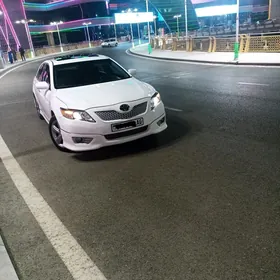 Toyota Camry 2011
