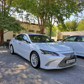 Lexus ES 350 2021