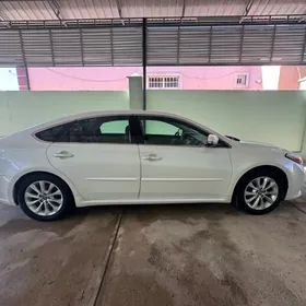 Toyota Avalon 2016