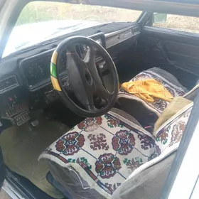 Lada 2107 2000