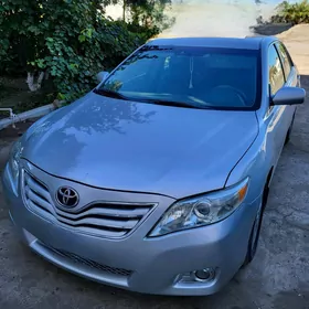 Toyota Camry 2011