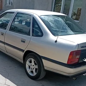 Opel Vectra 1990