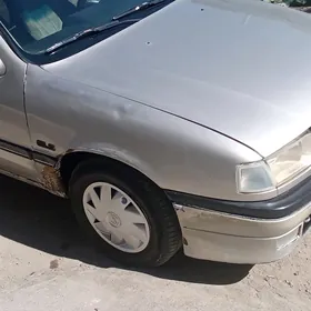 Opel Vectra 1990