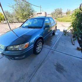 Toyota Camry 2000