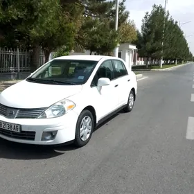 Nissan Versa 2010