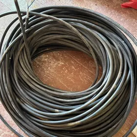 Telefonny kabel