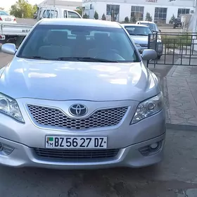 Toyota Camry 2011
