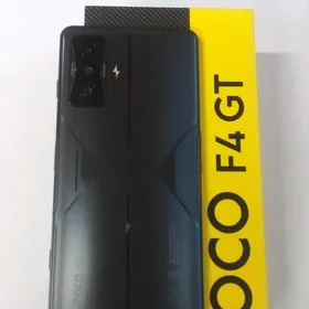 Poco F4 GT